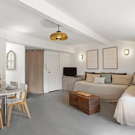 Sur Le Port - Charme Tropezien - Maison Lerins Appartement Saint-Tropez