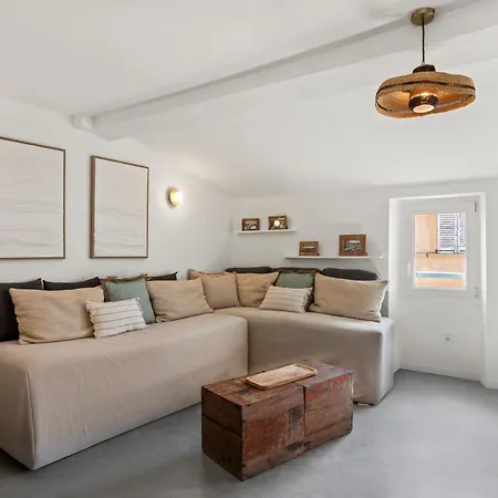 Sur Le Port - Charme Tropezien - Maison Lerins Appartement Saint-Tropez